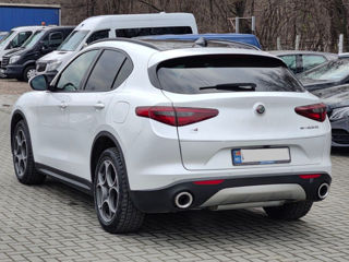 Alfa Romeo Stelvio foto 5