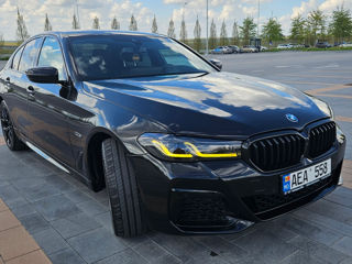 BMW 5 Series foto 2