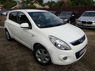 Hyundai i20 foto 2