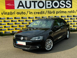 Volkswagen Jetta foto 1