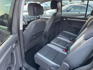 Volkswagen Touran foto 17