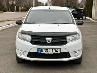 Dacia Logan foto 2