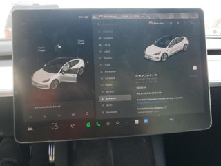 Tesla Model 3 foto 9