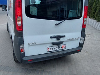 Opel Vivaro foto 8