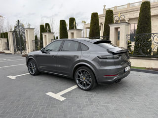 Porsche Cayenne Coupe foto 2