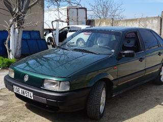 Volkswagen Passat foto 2