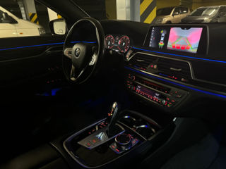 BMW 7 Series foto 16