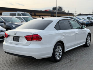 Volkswagen Passat foto 3