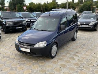 Opel Combo foto 4