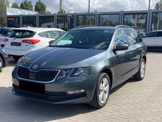 Skoda Octavia foto 1