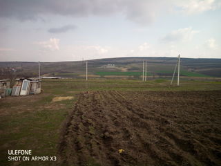 Teren de construcție Sîngera-Dobrogea lîngă mănăstire cu fața spre iaz foto 2