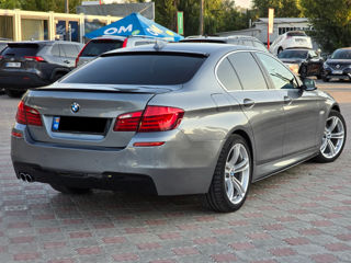 BMW 5 Series foto 3