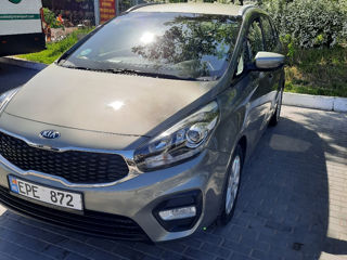 KIA Carens foto 2