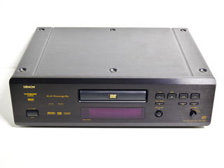 Denon DVD - 3800 High End multiplayer CD / SVCD / DVD Audio Video