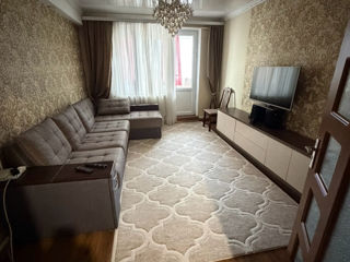 3-комн. кв., 85 м², 1/4 эт.