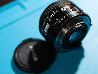 Nikkor 50mm 1.8D -Окница-