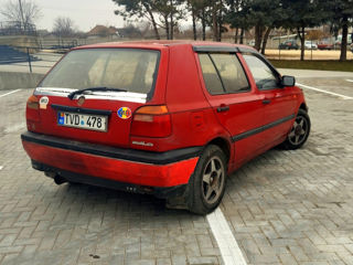 Volkswagen Golf foto 2