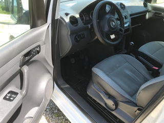 Volkswagen Cadi фото 9