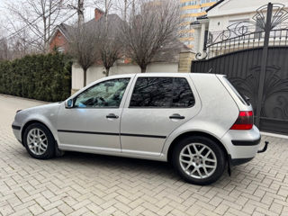 Volkswagen Golf foto 6