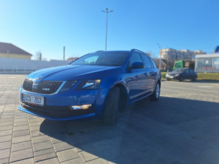 Skoda Octavia foto 3