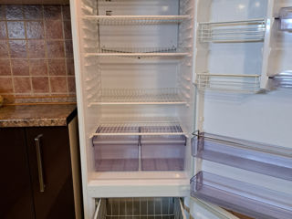 Холодильник и стиральная машина foto 1