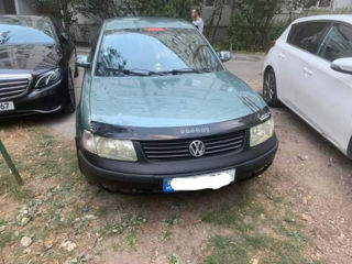 Volkswagen Passat foto 3