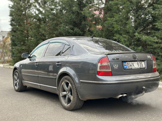 Skoda Superb foto 6