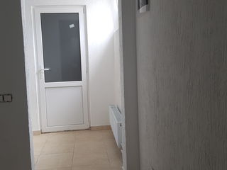 Apartament in centru cu doua nivele in centru 110 m2.toate comunicatiile.Caldura autonoma. foto 9