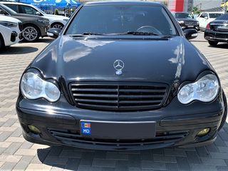 Mercedes C Class foto 3