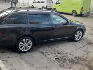 Skoda Octavia foto 2