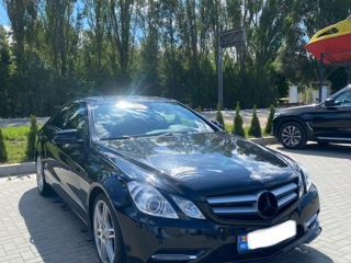 Mercedes E-Class Coupe foto 2