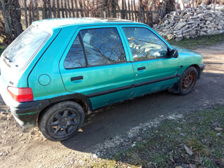 Peugeot 106 foto 4