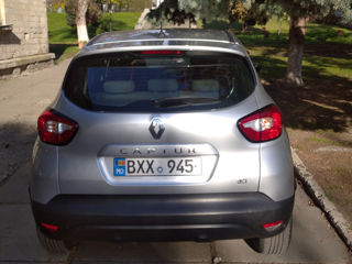 Renault Captur foto 2