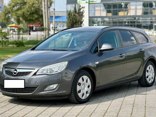 Opel Astra foto 1