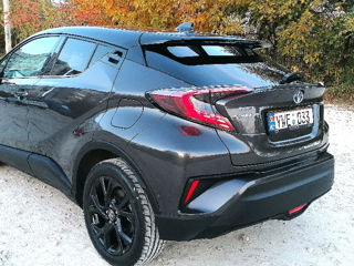 Toyota C-HR foto 5