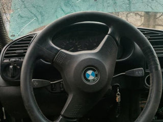 BMW 3 Series foto 6