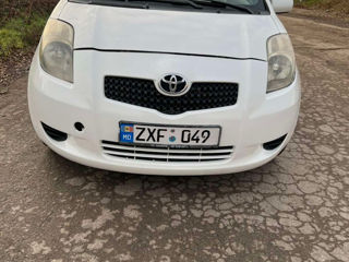 Toyota Yaris foto 3