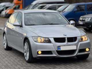 BMW 3 Series foto 4