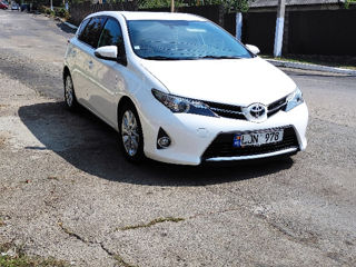 Toyota Auris foto 4