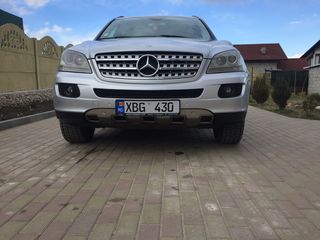 Mercedes ML Class foto 7