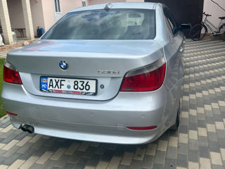 BMW 5 Series foto 6