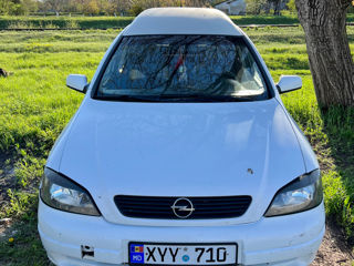 Opel Astra foto 2