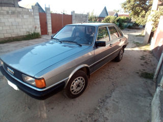 Audi 80