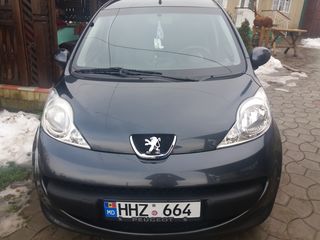 Peugeot 107 foto 6