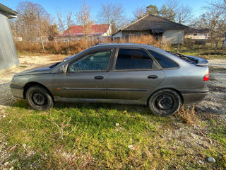 Renault Laguna foto 4