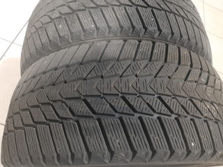 235/45R17. Nexen.