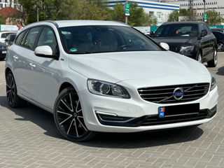 Volvo V60 foto 5