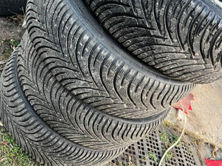 Anvelope de iarna 215/60R16 foto 2