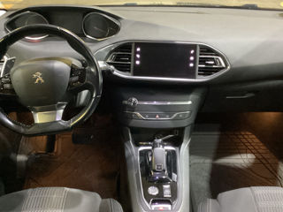 Peugeot 308 foto 6