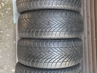 195/45/ R16- Pirelli.